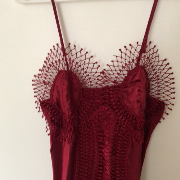 Beautiful Woman’s Sleepwear. - Picture 2 of 4